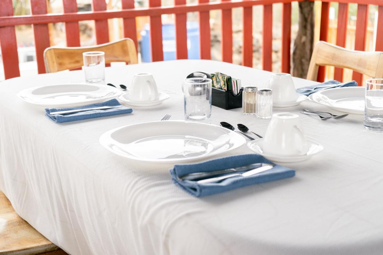 Hostal Santa Maria Floreana Εξωτερικό φωτογραφία
