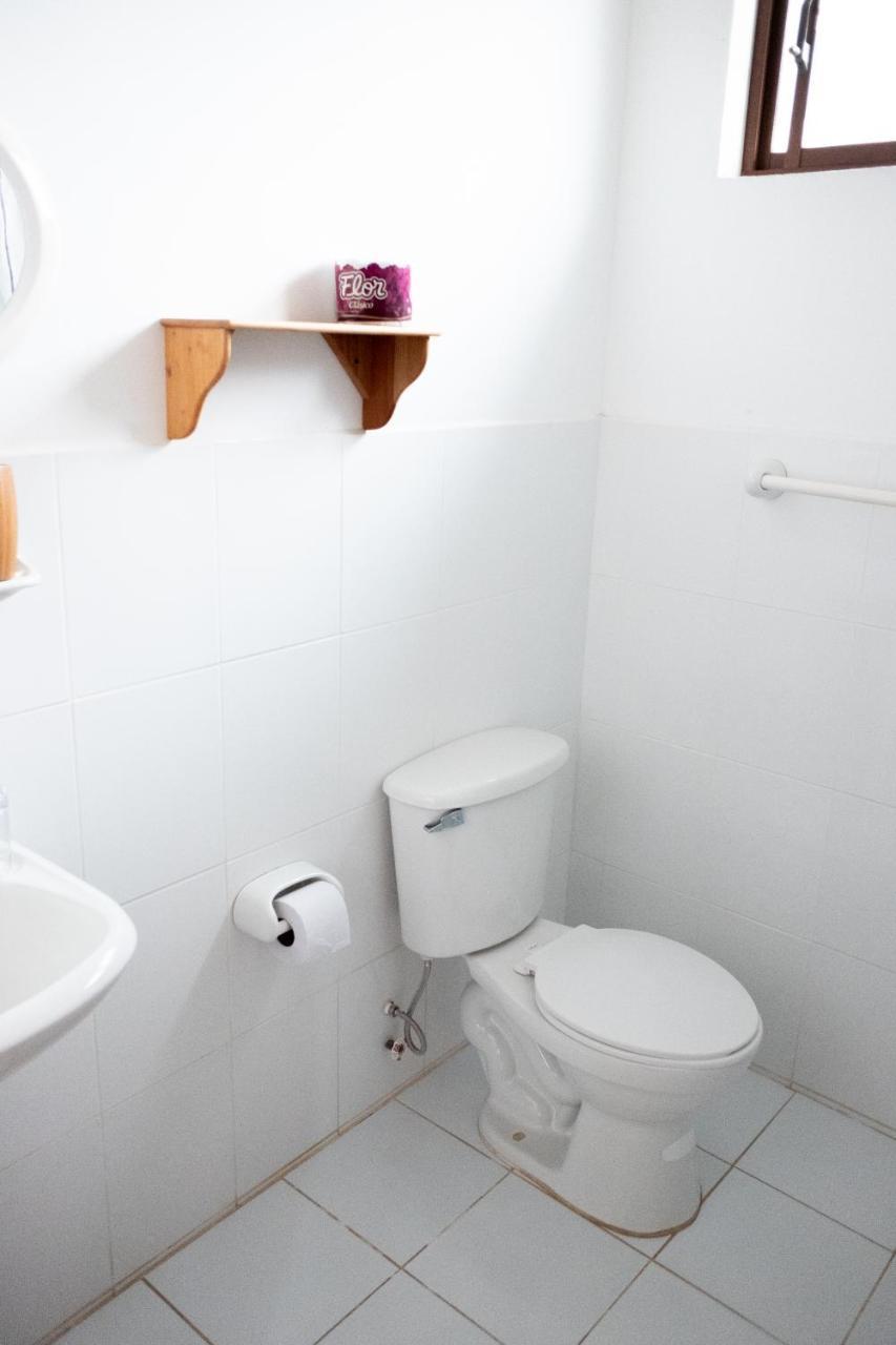 Hostal Santa Maria Floreana Εξωτερικό φωτογραφία